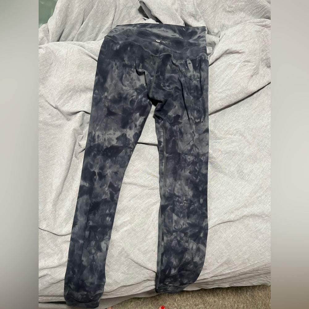 Lululemon leggings align size 6 never worn but no tags